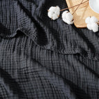 18 - Black / Large Throw