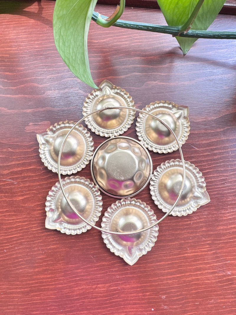 7in Diya Urli