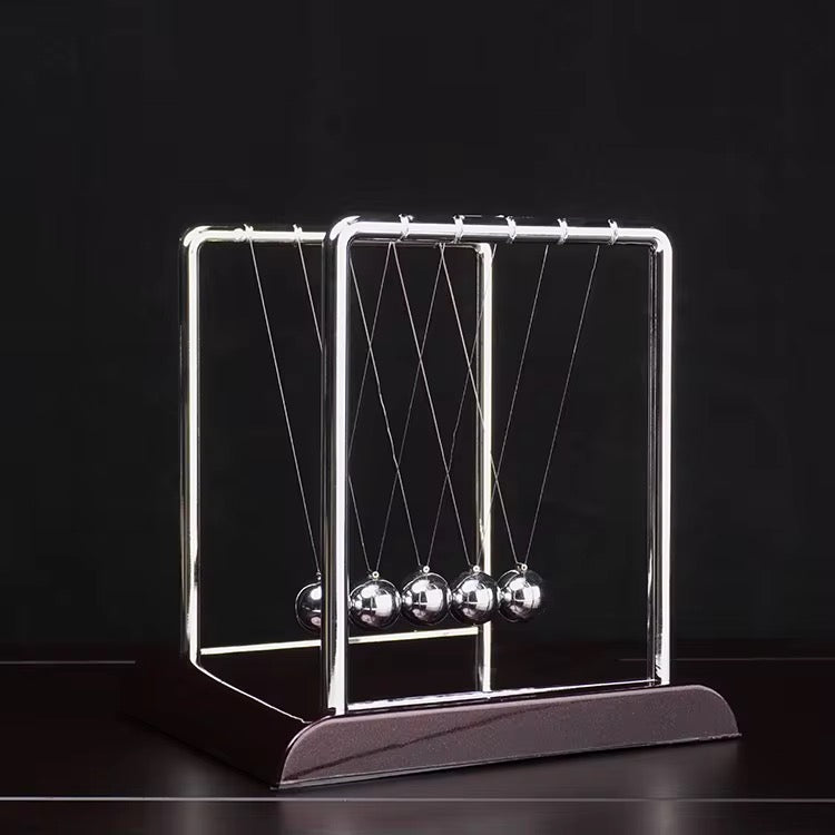 Newton’s Desk Pendulum