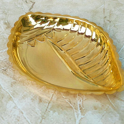 Shell shaped Small Brass plate