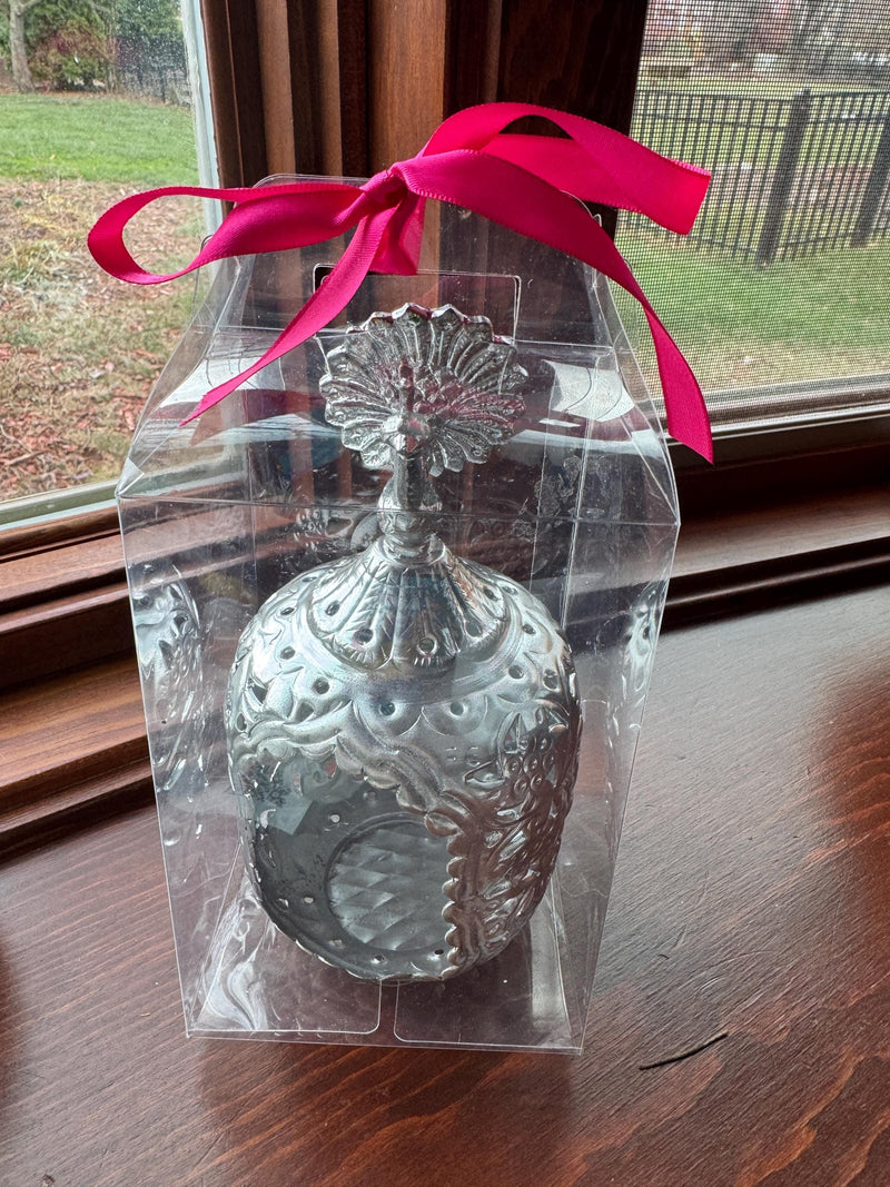 Peacock Tlight holder in a gift box